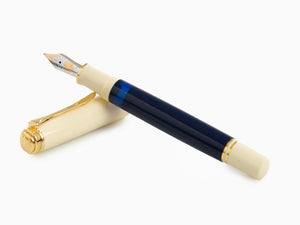 Pelikan Souverän® 800 Cream Blue Fountain Pen, Special Edition, 827270