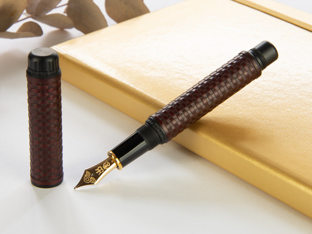 Platinum Izumo Bamboo Benikabairo Fountain Pen, Burgundy, PBA-120000G-15