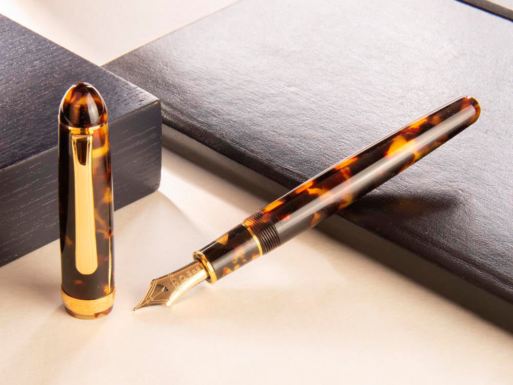 Platinum Celluloid Fountain Pen Tortoise Gold Trims, PTB-35000S-62