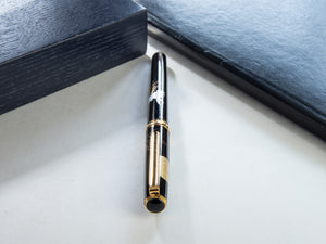 Platinum Kanazawa Maki-e The Moon and a Rabbit Fountain Pen